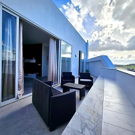 Apartament Ph In St Paul's Bay Sleeps 9